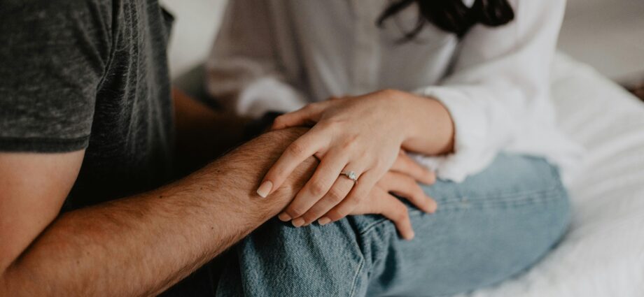 hablar con tu pareja sobre la carga mental