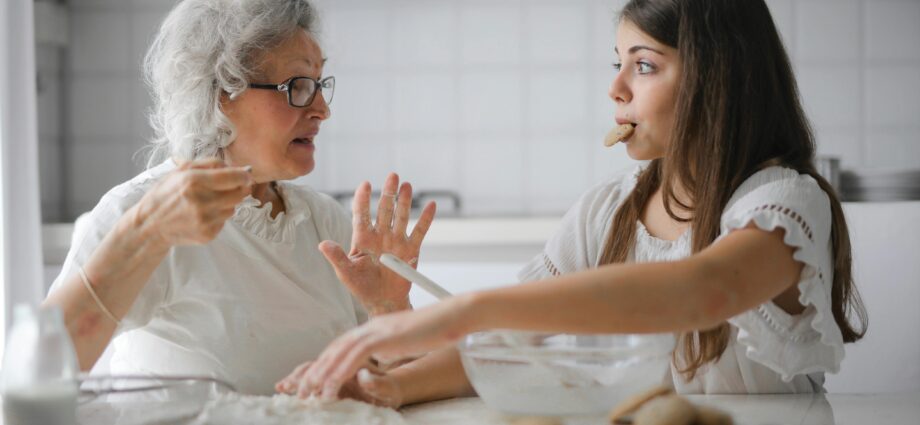 abuelas que cuidan nietos a diario